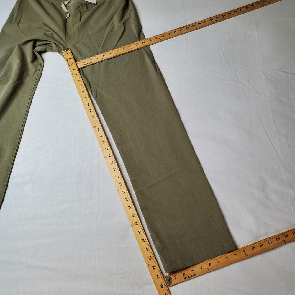 Figs Women's Size MT NWT High Waisted Livingston Basic Scrub Pants Green T21003T - Picture 3 of 8